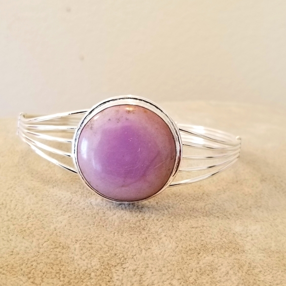 FABULOUS BRACELET NWOT